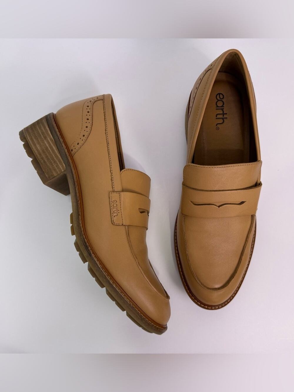 Earth Lindy Leather Penny Loafers with Stacked Heel Size 11